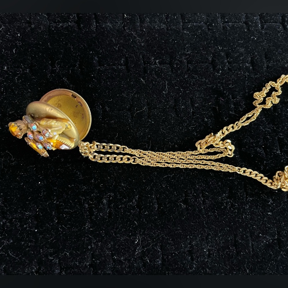 LOCKET Brass with stones